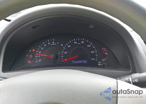 2011 Toyota Camry Le/Se/Xle z USA, uszkodzony, nr VIN 4T4BF3EKXBR218625